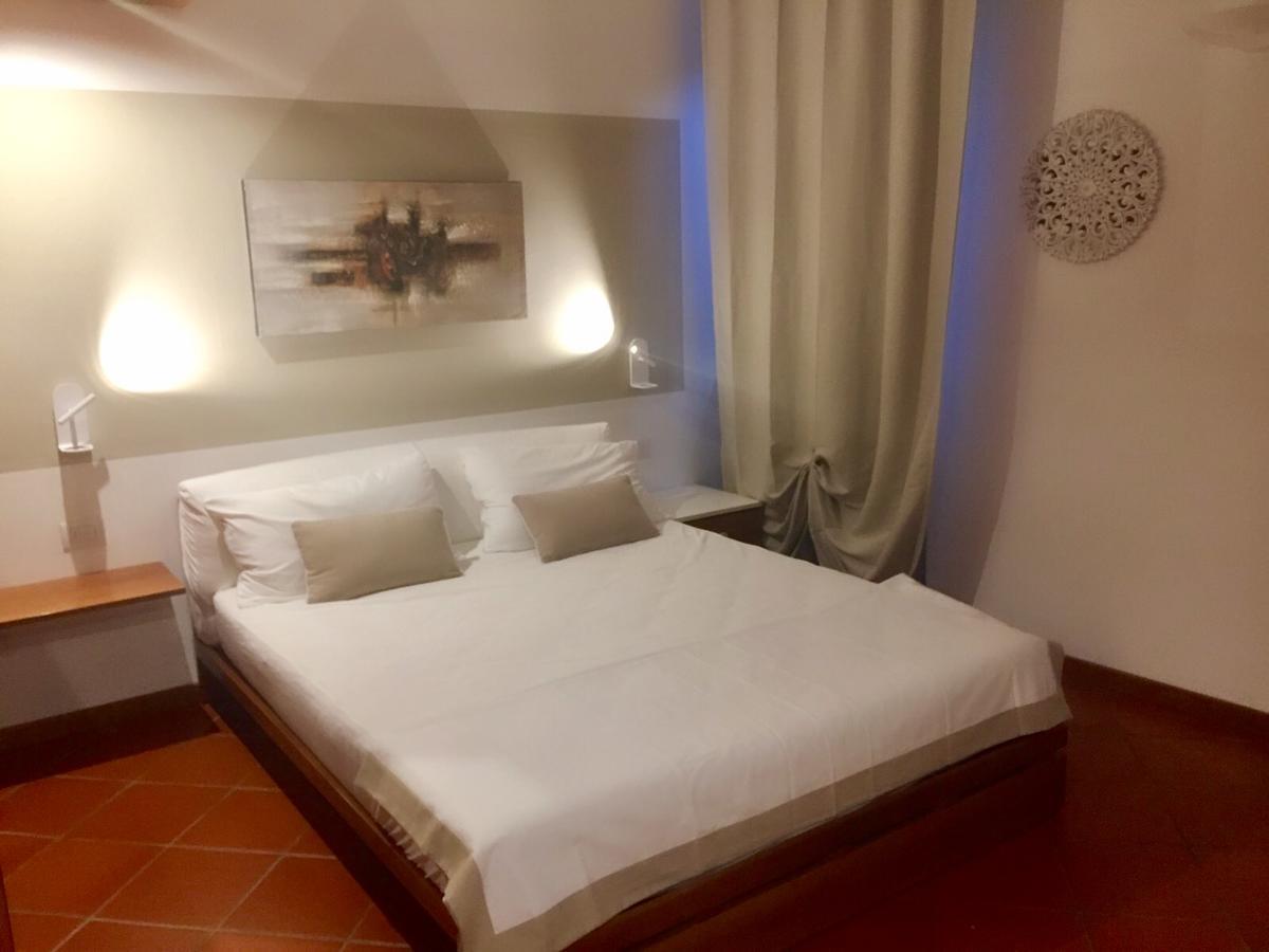 Marie Rose Luxury B&B & Apartment Дезенцано-дель-Гарда Экстерьер фото