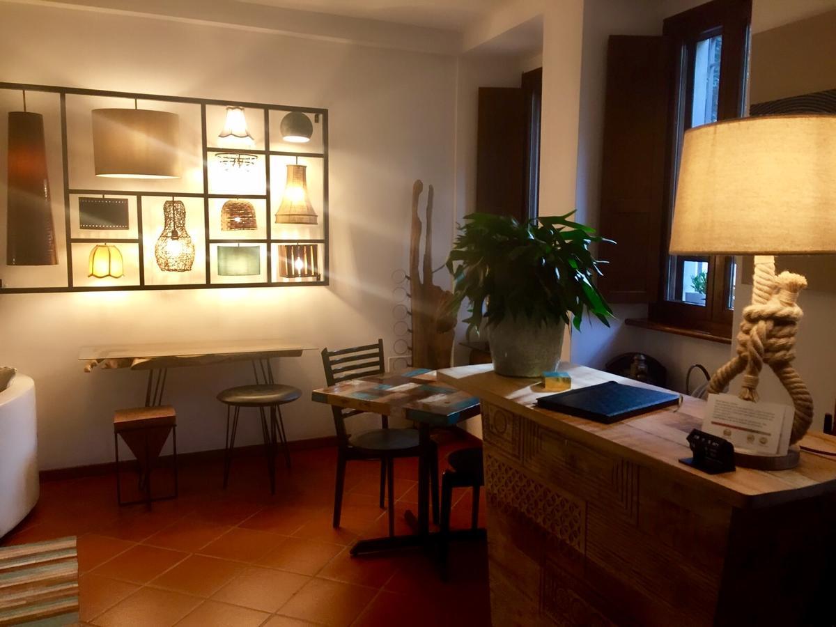 Marie Rose Luxury B&B & Apartment Дезенцано-дель-Гарда Экстерьер фото